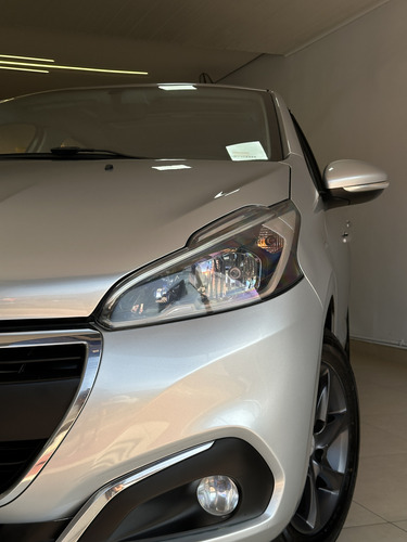 Peugeot 208 1.6 16v Allure Flex Aut. 5p