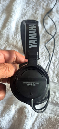 Surdina Yamaha Silent Brass Com Fone Yamaha Profissional.