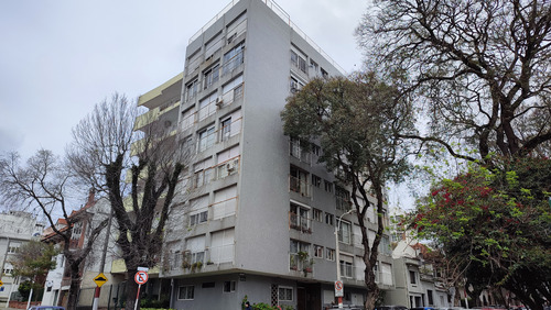 Vende Apartamento 3 Dormitorios, 2 Baños - Piso 6 Al Frente