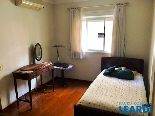 Imagem 10 de 15 de Apartamento - Campo Belo - Sp - 503423