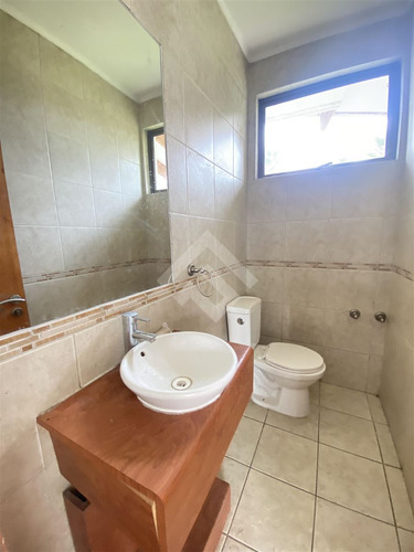 Casa En Venta De 4 Dorm. En Paine