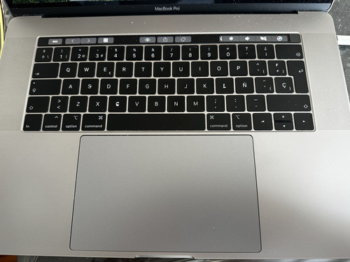 Apple Macbook Pro 2018 15 Excelente Estado Gris