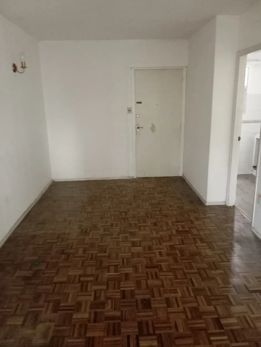 Alquilo Comodo Apartamento, Bien Ubicado, En Pocitos · Foto 2