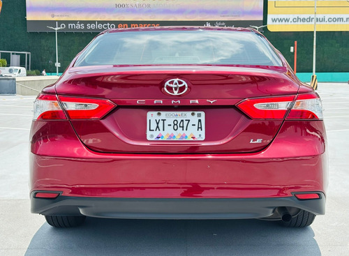 Toyota Camry 2.5 Le At