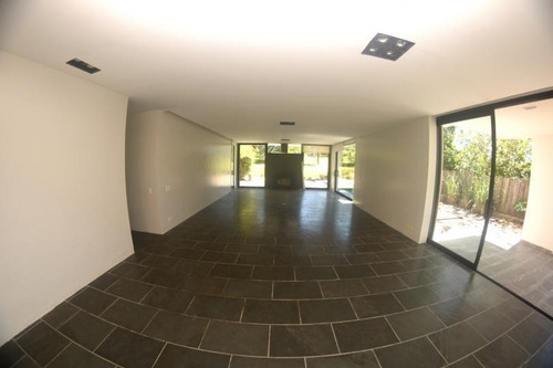 Imagen 7 de 15 de Espectacular Casa Super Moderna En Lomas De La Tahona