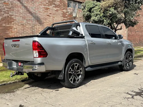 Toyota Hilux 2.4l