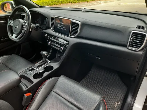 Kia Sportage Gt 2.0L Gt Line 4X2 At