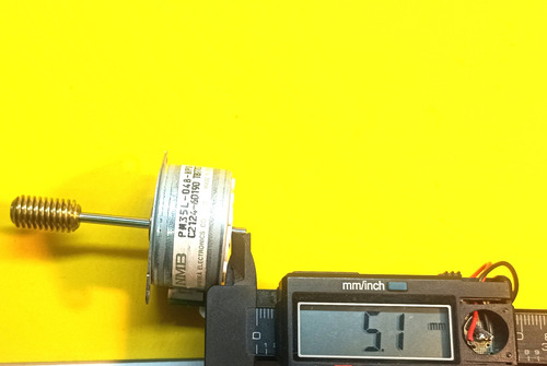 Motor A Pasos, Electrónico, 4 O 6 Fases, Doble Eje P/encoder (Usado)