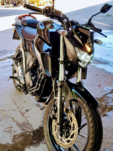 Yamaha  Fz25 