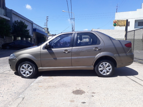 Fiat Siena 1.4 El Pack Attractive Con Gnc