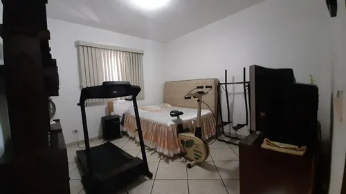 Vende-se Casa Com 4 Dormitórios E 3 Banheiros