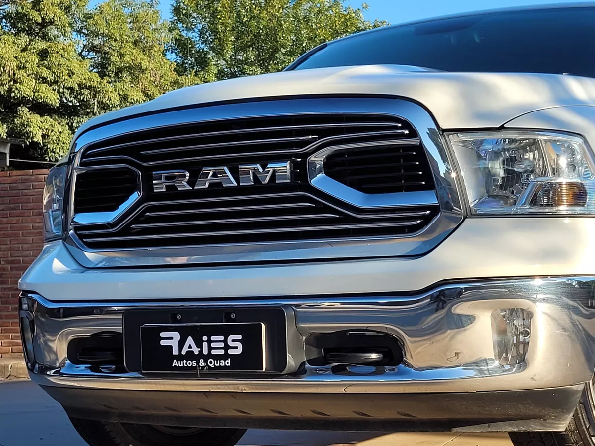 Dodge Ram 1500 V8 Laramie