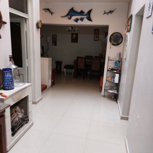 Venta De Local Mas Viviendas Mejor Ubicación Paternal
