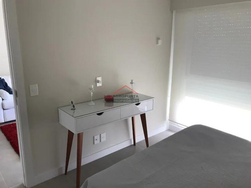 Departamento De 2 Dormitorios En Venta, Punta Del Este- Ref: 5428