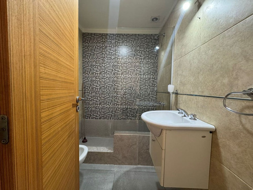 Venta Dpto 3 Amb 56m2 / Cochera Descub / Lomas Z.