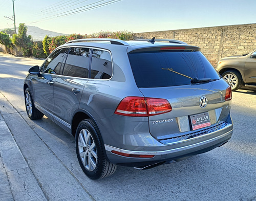 Volkswagen Touareg 3.0 V6 Tdi At