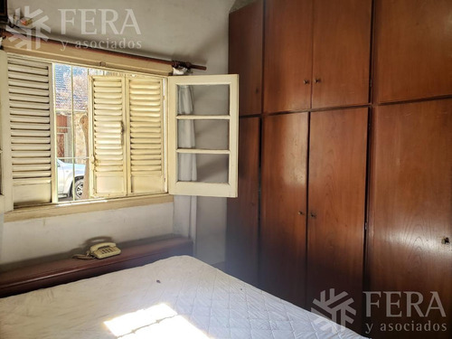 Imagen 10 de 15 de Venta De Casa De 4 Ambientes Con Quincho Con Parrilla Y Terraza En Bernal Este (27955)