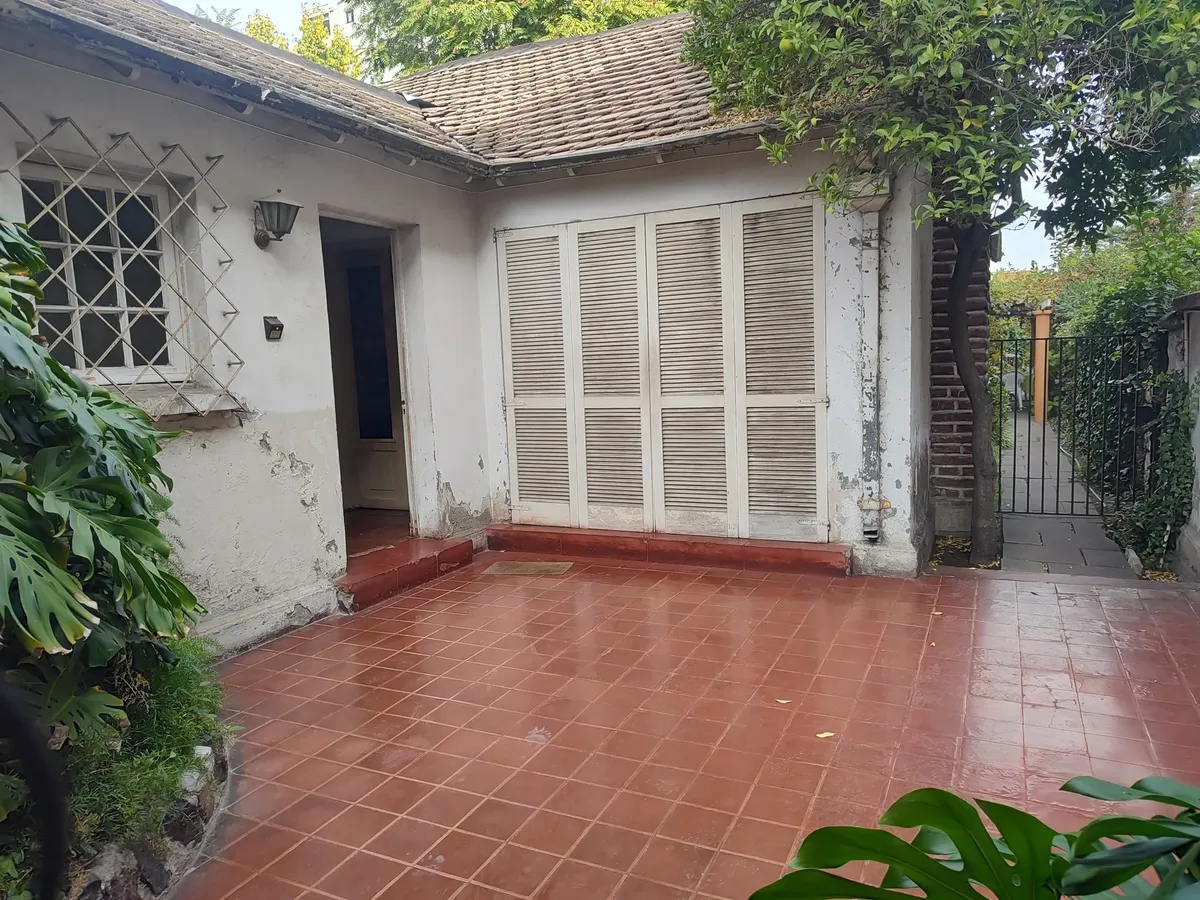 Imagen 2 de 16 de Casa Con Gran Terreno 541 M2