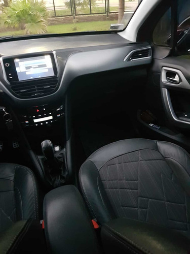 Peugeot 208 1.6 Feline 2015