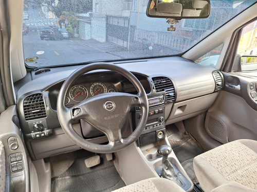 Chevrolet Zafira 2.0 MPFI ELEGANCE 8V FLEX 4P AUTOMÁTICO