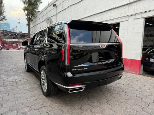 Cadillac Escalade 6.2 Platinum 4X4 At