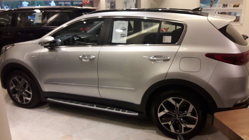 Kia Sportage 2.0l Automatic Cuero Estribos Display 7,5