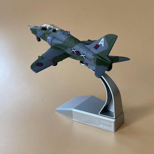 Avión De Fundido A Presión 1/72 Con Avión De Soporte Para