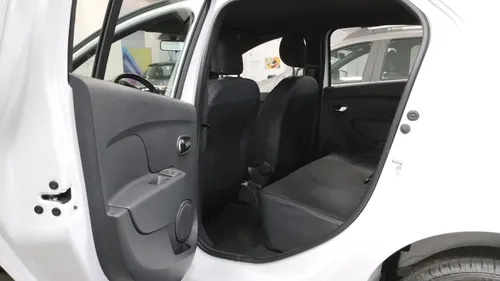 Renault Logan Life+ Plus 1.6