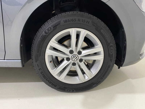 Imagem 8 de 15 de Volkswagen Polo 1.6 Msi Flex 16v 5p