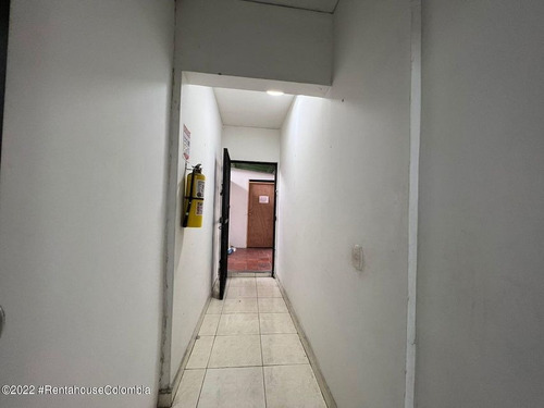 Imagen 20 de 30 de Comercial En Latino(cucuta) Rah Co: 22-2776