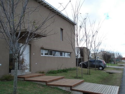 Casa  En Venta Ubicado En Talar Del Lago 2, General Pacheco, Tigre