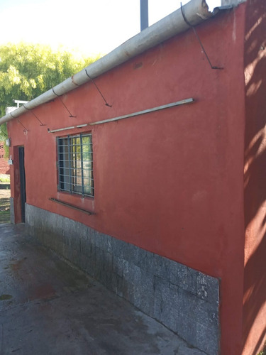 2 Dormitorios Un Baño Muy Buenos Cimientos Totalmente Al Día