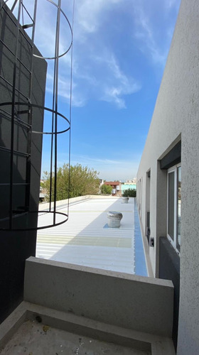 Departamento 2 Ambientes En Venta Cercano A Estac. El Jagüel