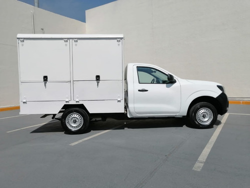 Nissan Np300 Estaquita 2016 Caja Seca