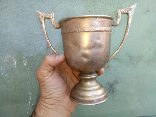 Antigua Copa Trofeo Sin Grabar En Bronce Niquelado 