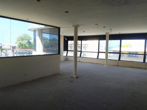 Edificio Local Comercial En Venta En Caraballeda, La Guaira 1200m2 4niveles 15pe (cbe)