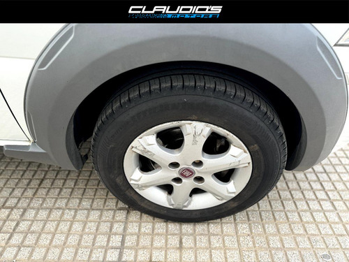 Fiat Strada Trekking 1.4 2017 - Claudio's Motors