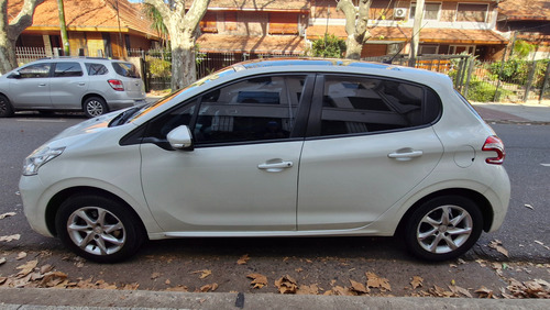 Peugeot 208 1.6 Allure Tiptronic