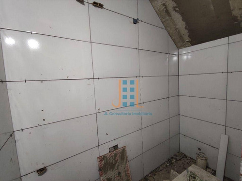 Sobrado Com Três Quartos Ampla Sala E Cozinha Prox. Ao Corpo De Bombeiros Do Sitio Cercado - So1233