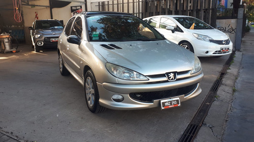 Peugeot 206 1.9 Xt Premium