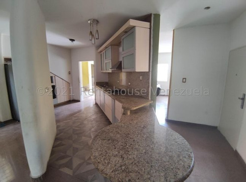 Imagen 5 de 21 de Casa En Venta En El Limón, Av. Universidad, Maracay, 22-14660 Mv