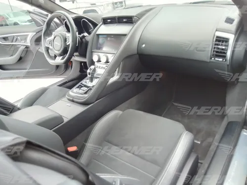 Jaguar F-type 2020 2p Coupe L4/2.0/300/t Aut