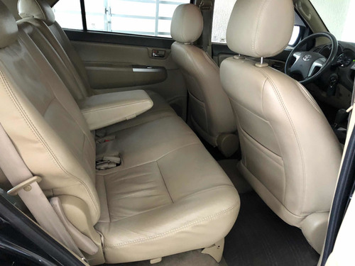 Toyota Hilux Sw4 2.7 Sr 5l 4x2 Flex Aut. 5p 2013