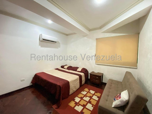 Apartamento En Venta, Urb. La Soledad, Maracay 25-21841 Jecg