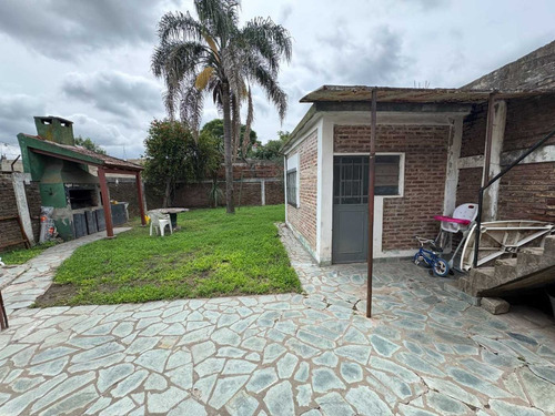 Venta Casa 3 Ambientes Mariano Acosta Y Local