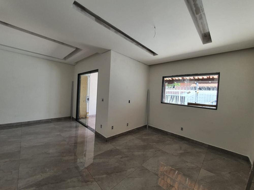 Imagem 4 de 21 de Casa À Venda, 3 Quartos, 1 Suíte, 2 Vagas, Santa Mônica - Belo Horizonte/mg - 2526