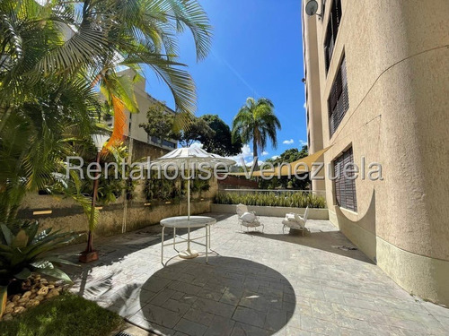Exclusivo Apartamento Comodo Y Con Buena Distribucion En Venta En La Castellana Yf