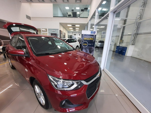 Imagen 22 de 25 de Chevrolet Onix Lt Tech 1.2 Manual Nq
