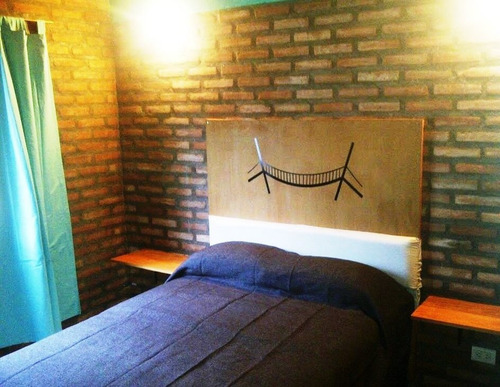 Cómoda Casa Estilo Campo, De Tres Dormitorios Y Dos Baños (modelo Yalu) - A Construir En Ladrillos Y Hormigón - No Son Prefabricadas