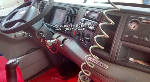 Volkswagen Vw 24.250 Ano 2012 Bau Refrigerado